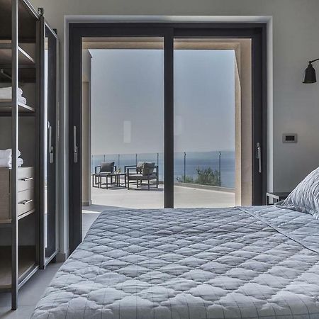 Sun N Sea Kefalonia Villa Livathos  ภายนอก รูปภาพ